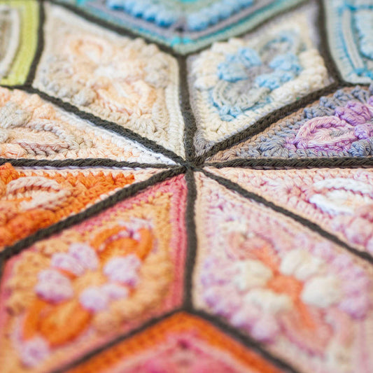 Kit de couvertures Scheepjes CAL Festival of Lights - Metropolis ALTERNATIVE (lire la description) - PRÉCOMMANDE