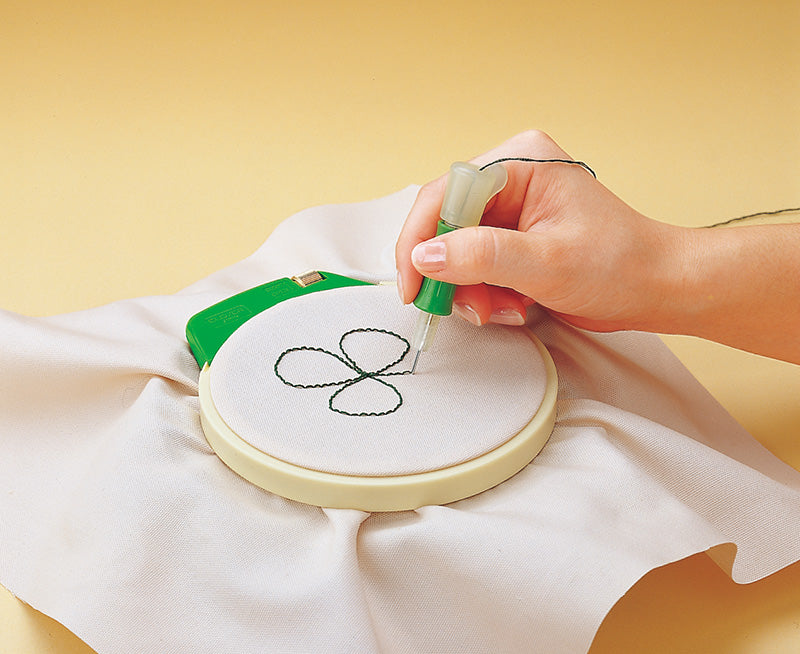 Clover 8800 Embroidery Stitching Tool / Punch Needle Tool