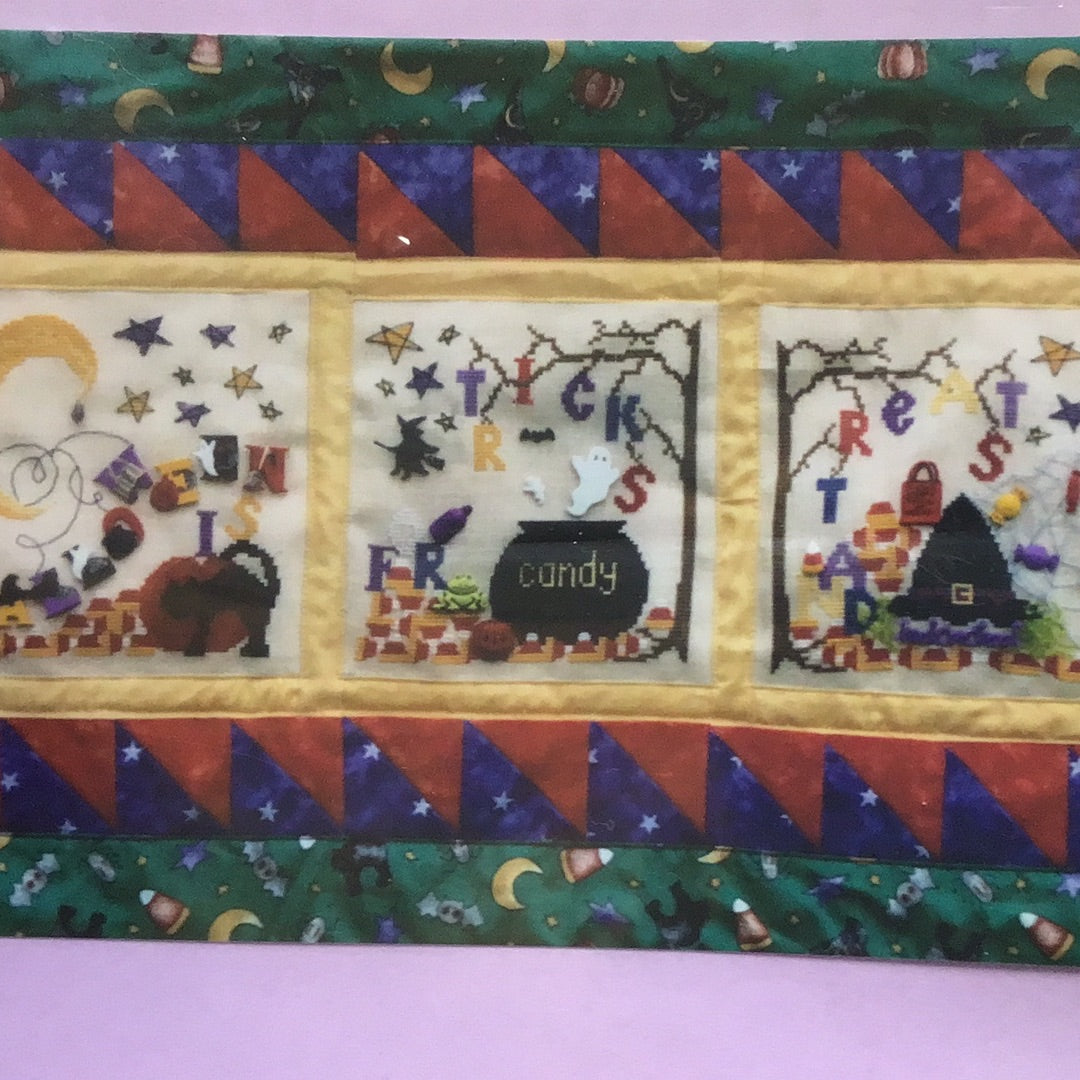 A Kitty Kats Oriignal - Halloween is for Tricks And Treats