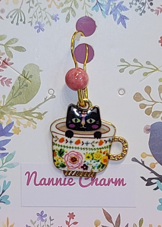 Nannie Charm chaton unique dans ma tasse de thé rose