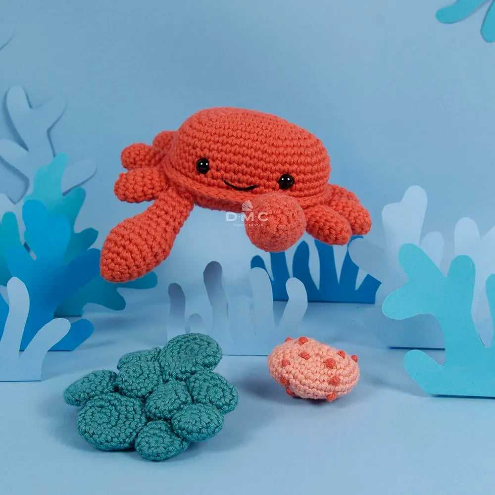 DMC Amigurumi Kit Sea Life - Crab