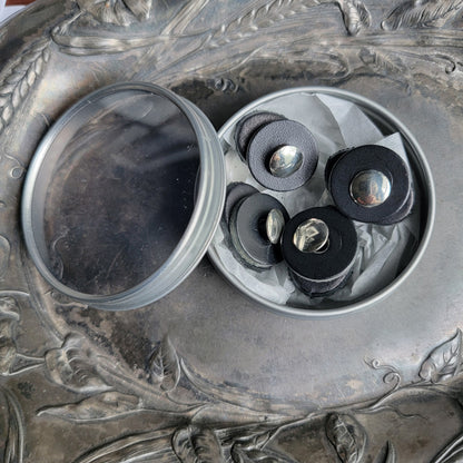 Mini boutons en cuir JUL Designs – Noir brillant, lot de 4