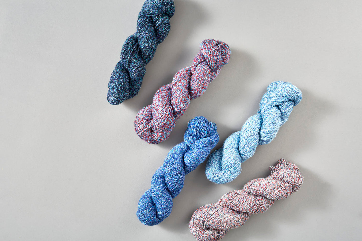 Brebis chinée en laine Gusto 