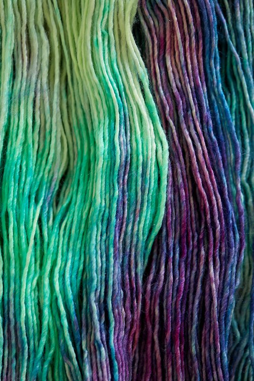 Photo of Gusto Wool Olio yarn in colour 2302