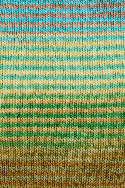 Ikat Throw Kit in Urth Uneek Worsted