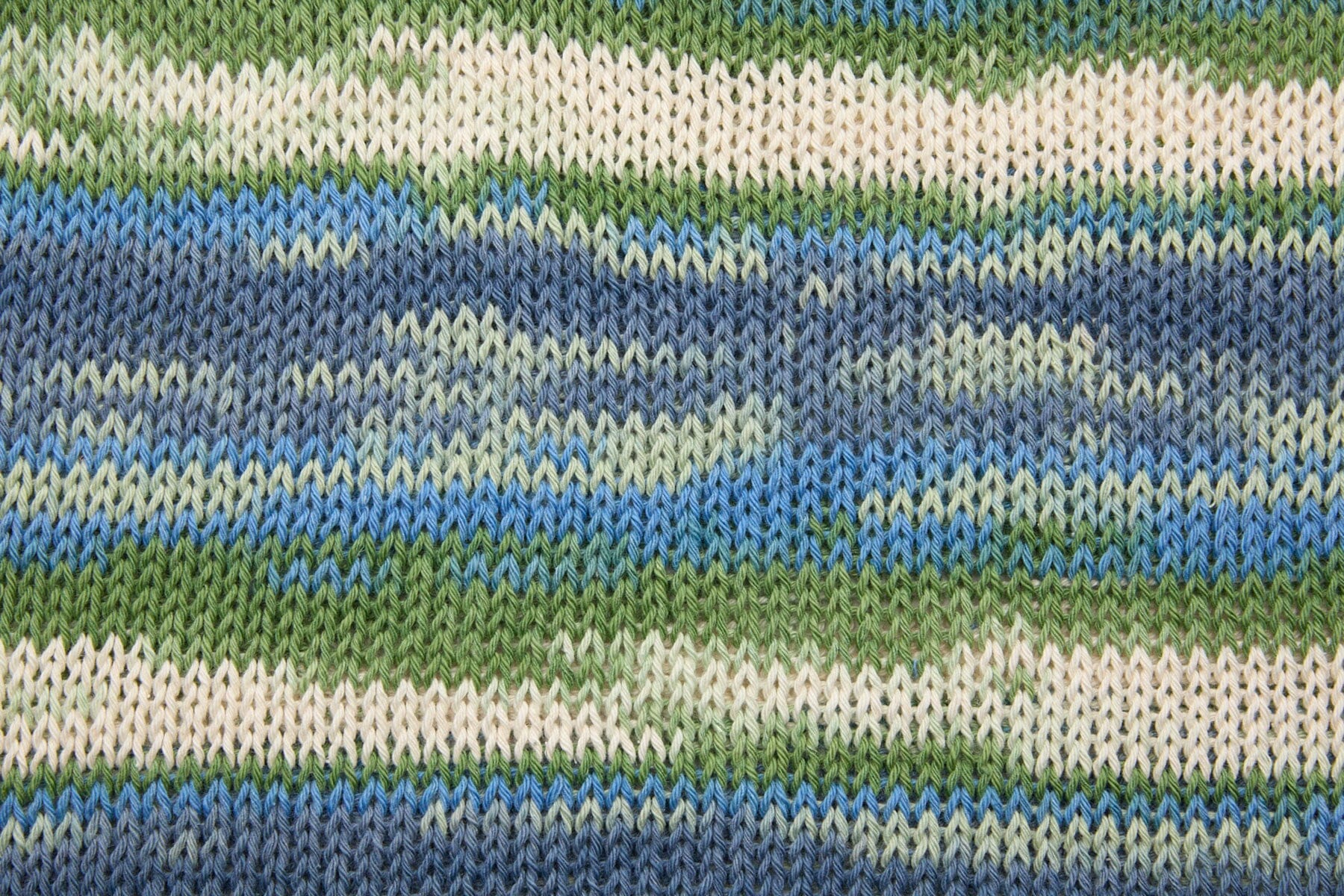 Universal Yarn Sandcastle in 103 - Seaglass