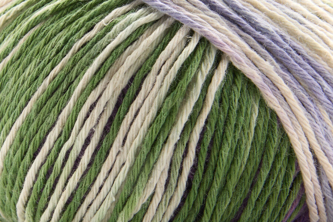 Universal Yarn Sandcastle in 106 - Reef